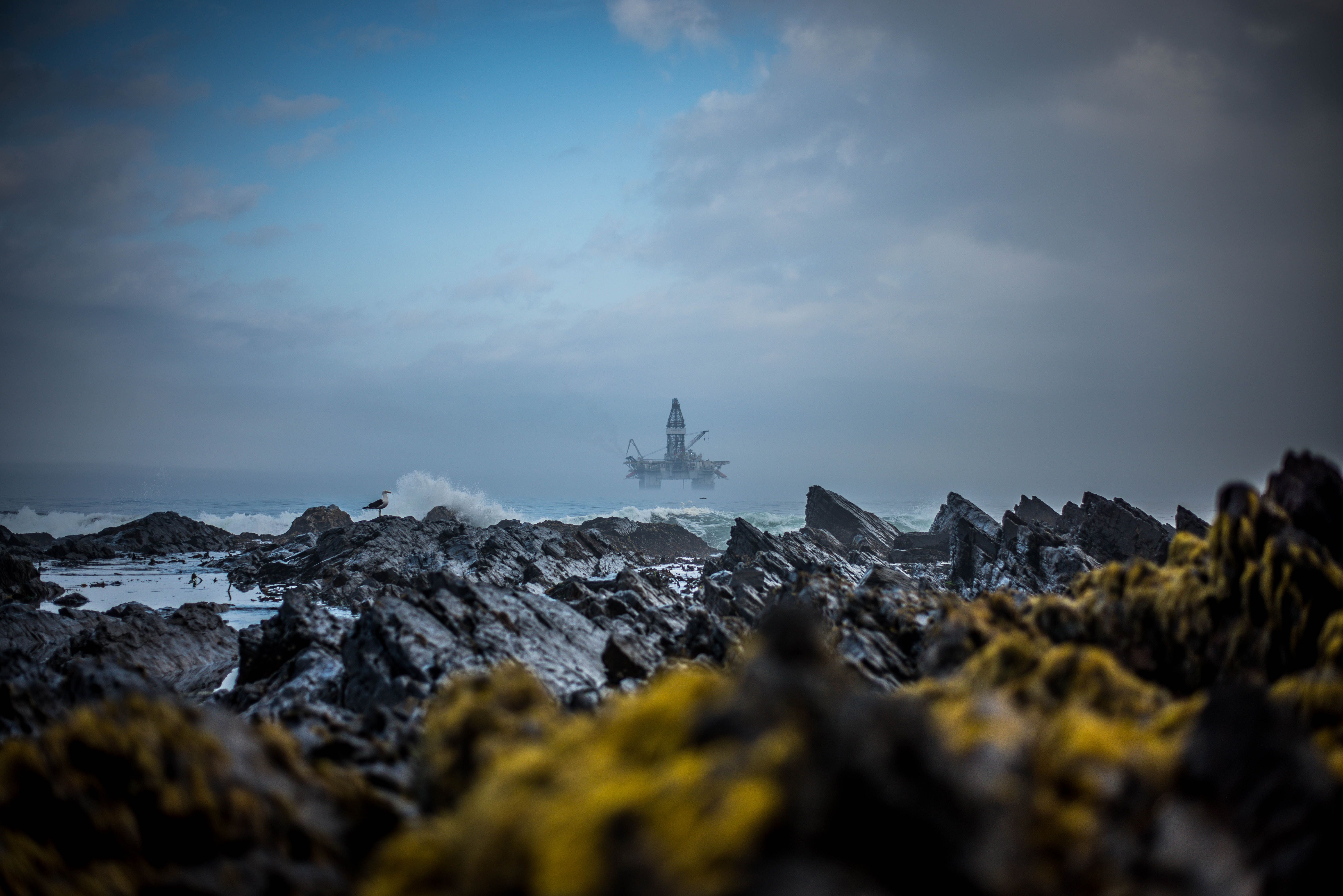 oil rig platform offshore.jpg